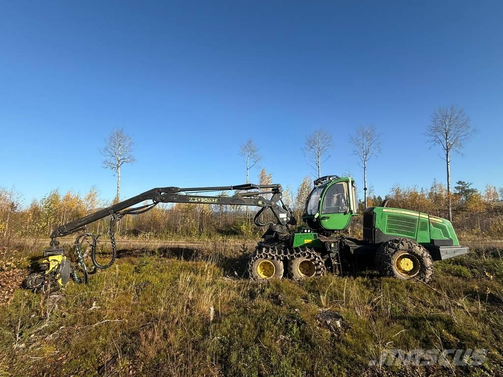 John Deere 1070 E Θεριζοαλωνιστικές μηχανές