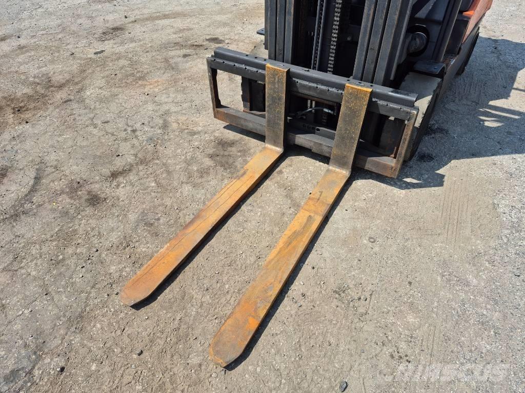 Doosan GC 25 E Περονοφόρα ανυψωτικά κλαρκ - άλλα