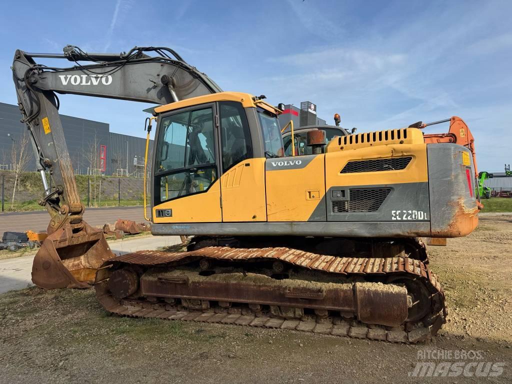 Volvo EC220DL Εκσκαφείς με ερπύστριες