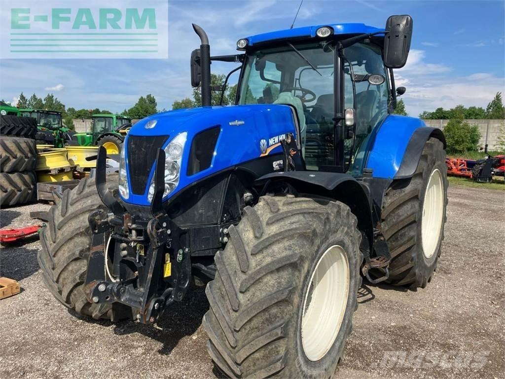 New Holland T7.220 Τρακτέρ