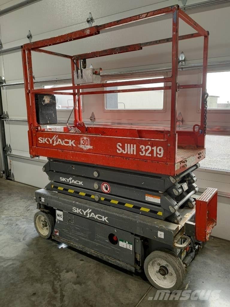 SkyJack SJ III 3219 Ανυψωτήρες ψαλιδωτής άρθρωσης
