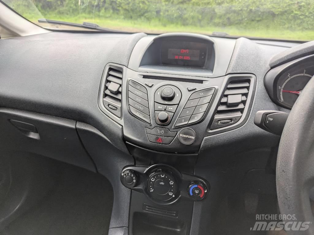 Ford Fiesta Van Κλούβες με συρόμενες πόρτες