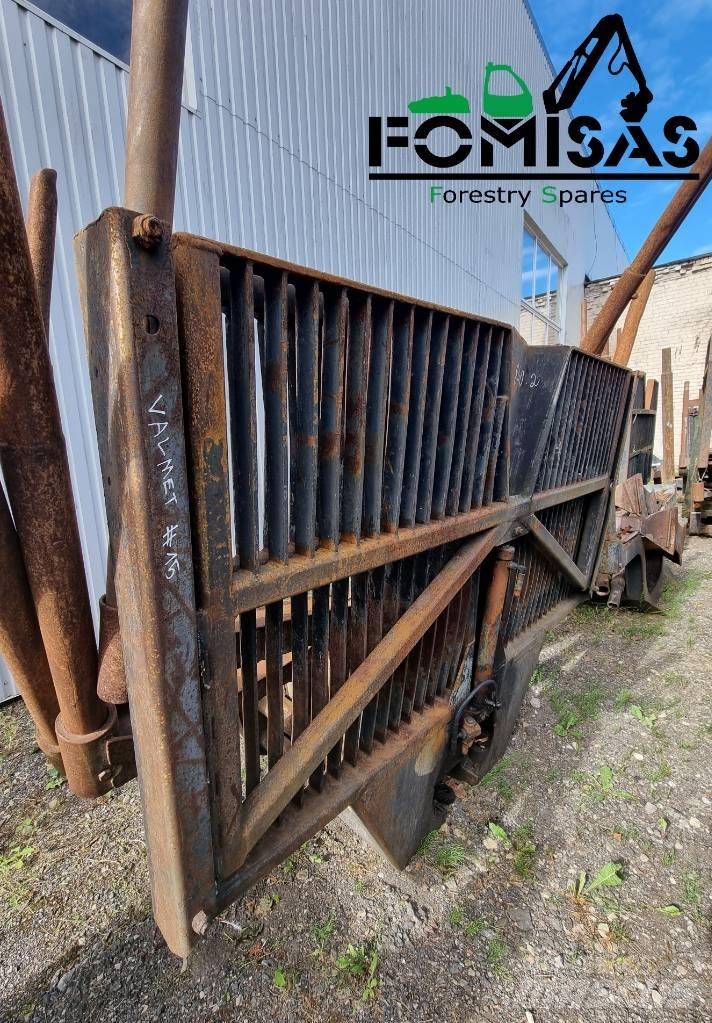 Valmet 840.2 Bunks Γερανοί προωθητικοί