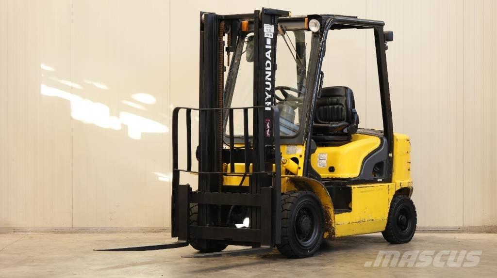 Hyundai 25 D-7 E Πετρελαιοκίνητα Κλαρκ