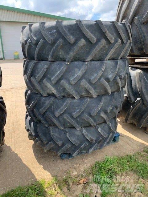  380/85R34 Ελαστικά και ζάντες