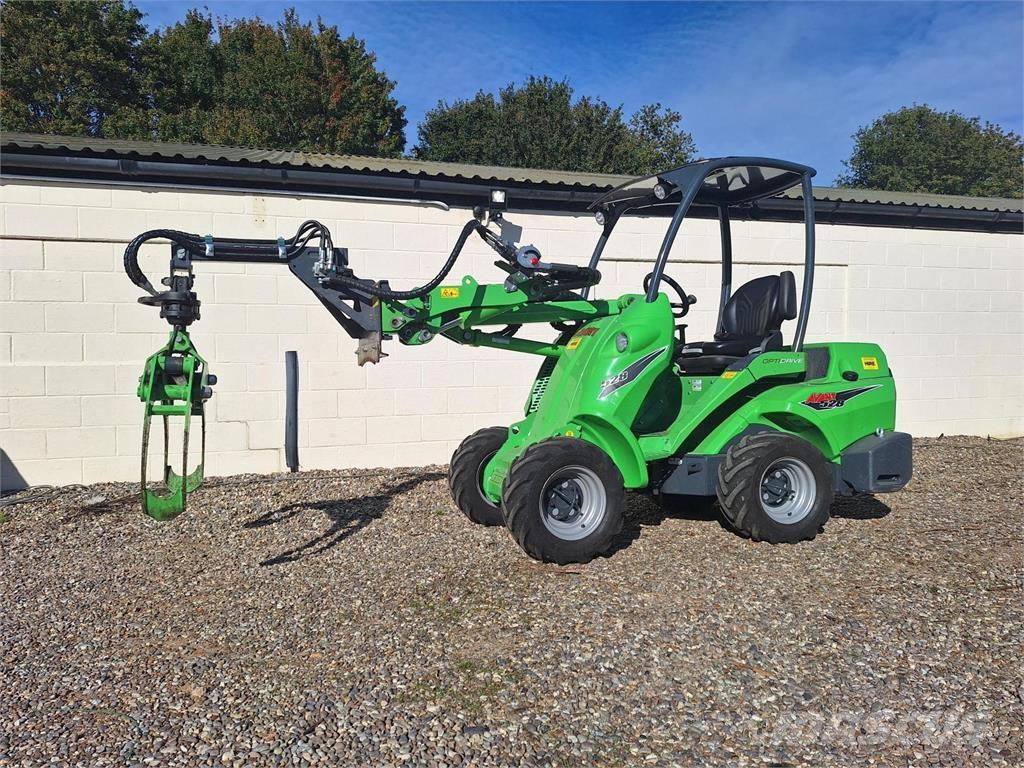 Avant 528 Φορτωτές με λάστιχα (Τροχοφόροι)