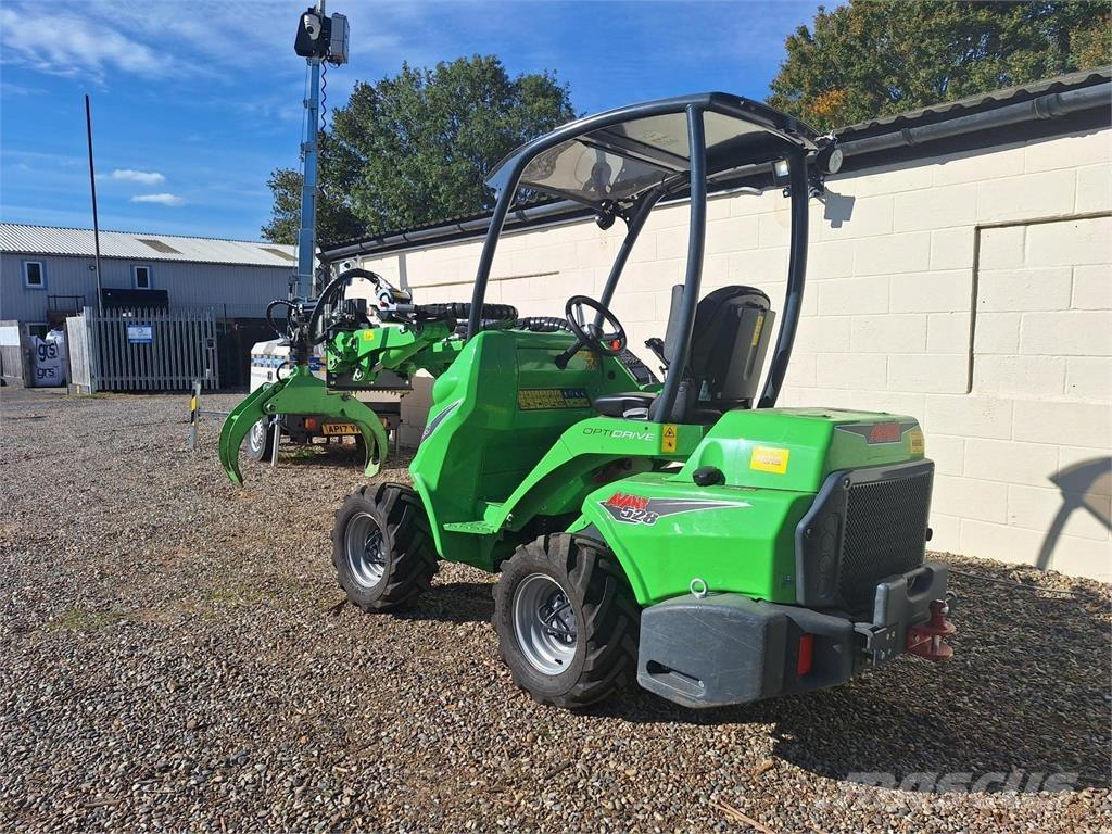 Avant 528 Φορτωτές με λάστιχα (Τροχοφόροι)