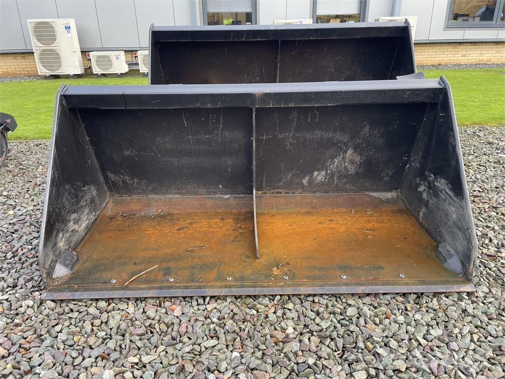 F.c.walker 1.5M3 Κουβάδες