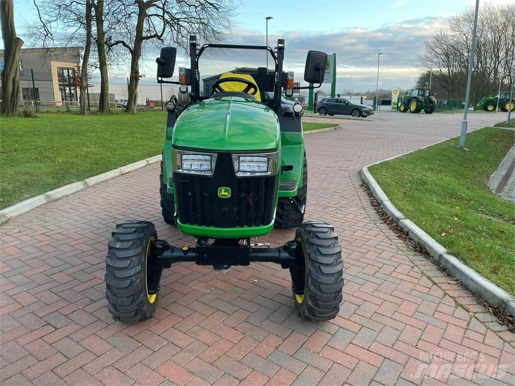 John Deere 2038R Τρακτέρ μικρών διαστάσεων