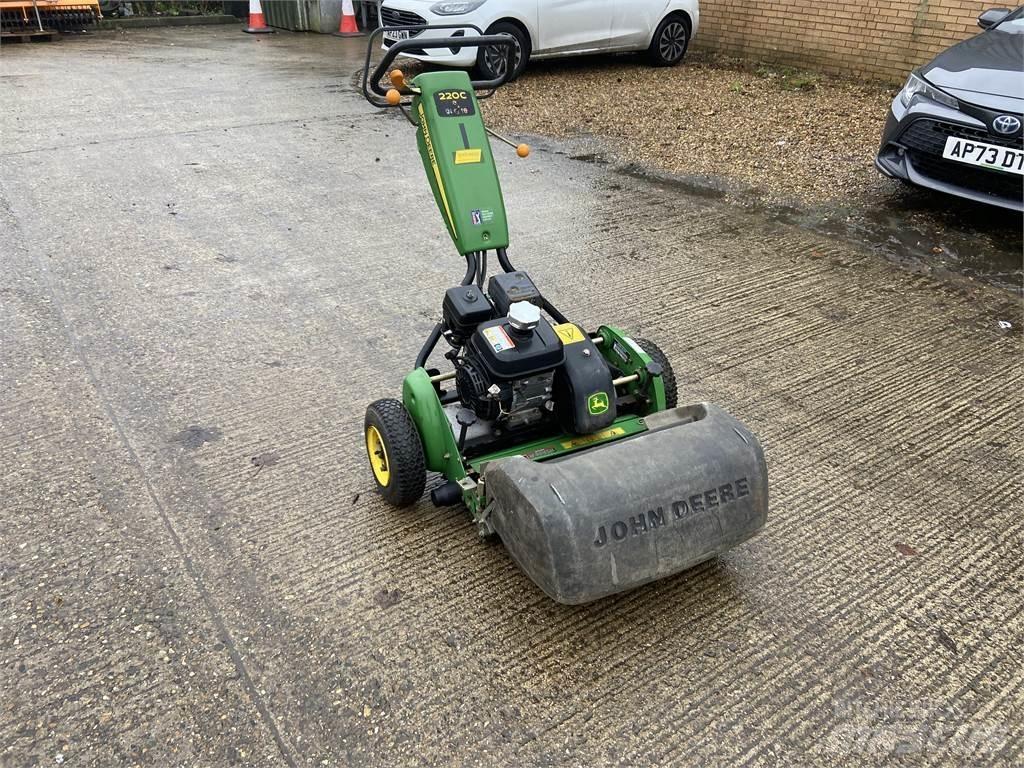 John Deere 220C Άλλα γεωργικά μηχανήματα