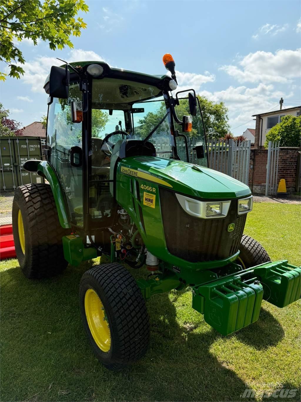 John Deere 4066R Τρακτέρ μικρών διαστάσεων