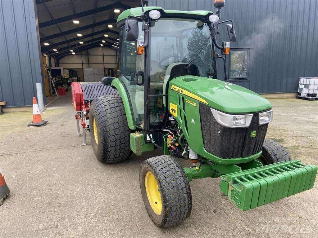 John Deere 4066R Τρακτέρ μικρών διαστάσεων
