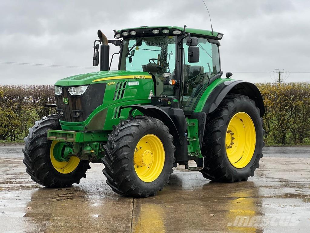 John Deere 6215R Τρακτέρ