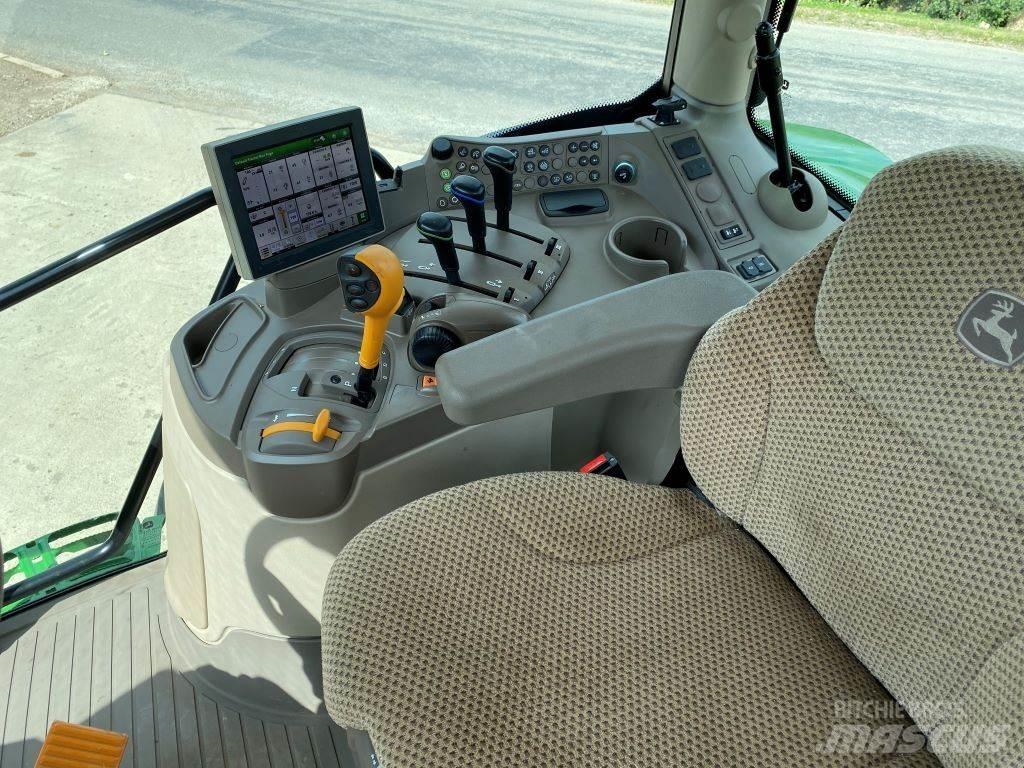 John Deere 6R120 Τρακτέρ