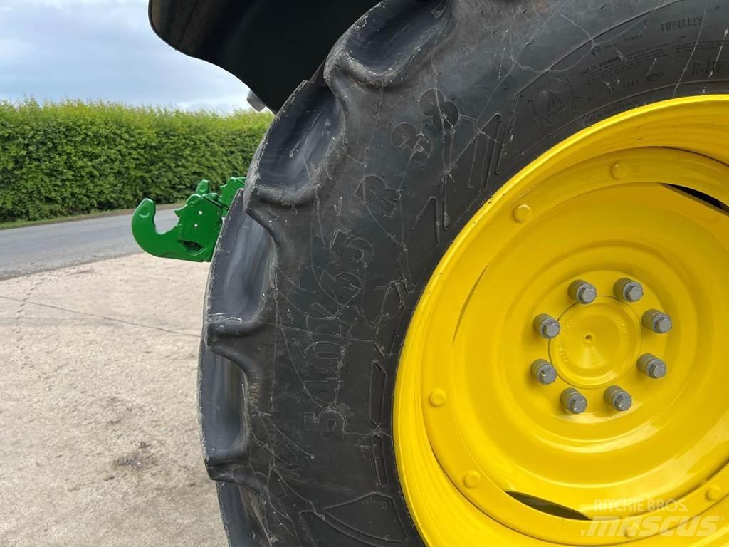 John Deere 6R120 Τρακτέρ