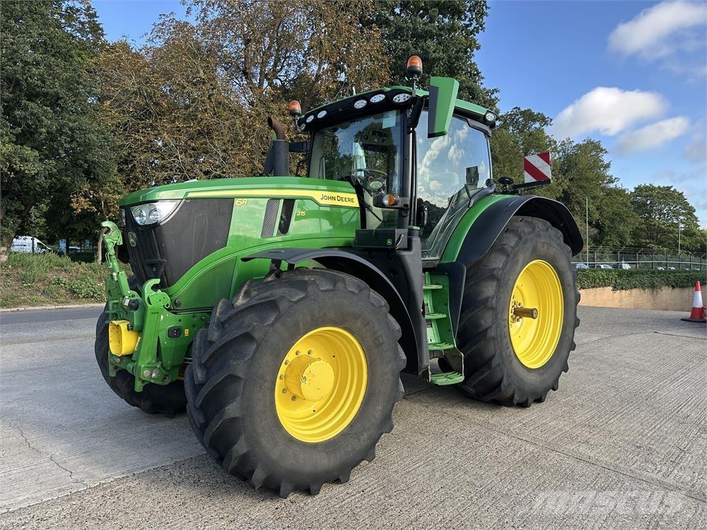 John Deere 6R215 Τρακτέρ