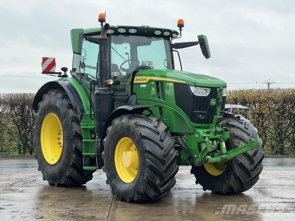 John Deere 6R215 Τρακτέρ