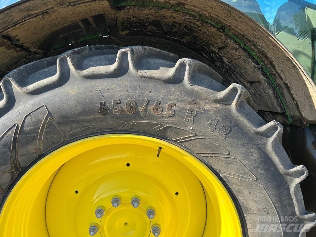John Deere 6R215 Τρακτέρ