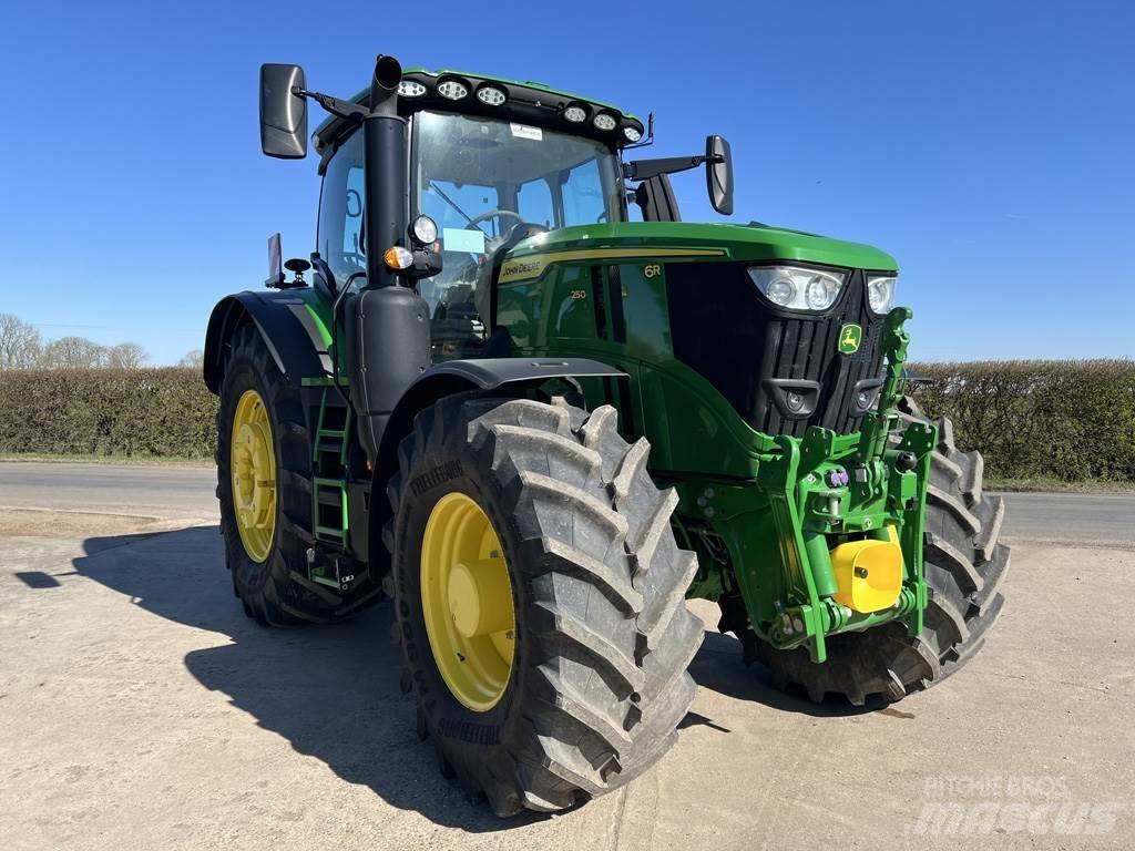 John Deere 6R250 Τρακτέρ