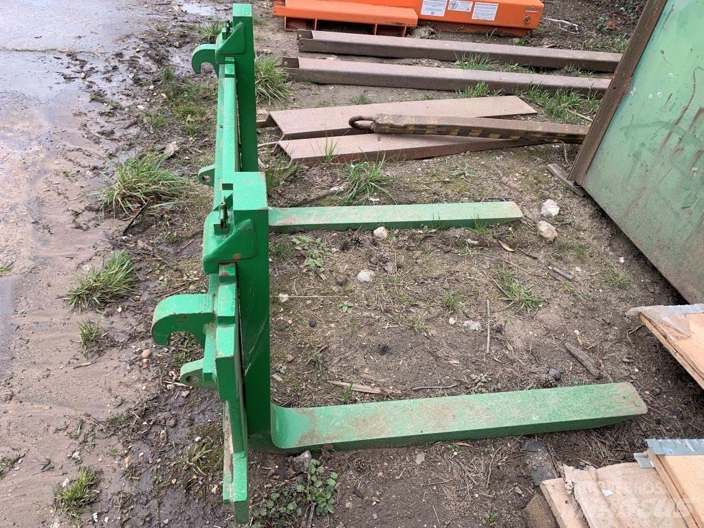 John Deere PALLET Λοιπά προσαρτούμενα εξαρτήματα και κατασκευαστικά στοιχεία