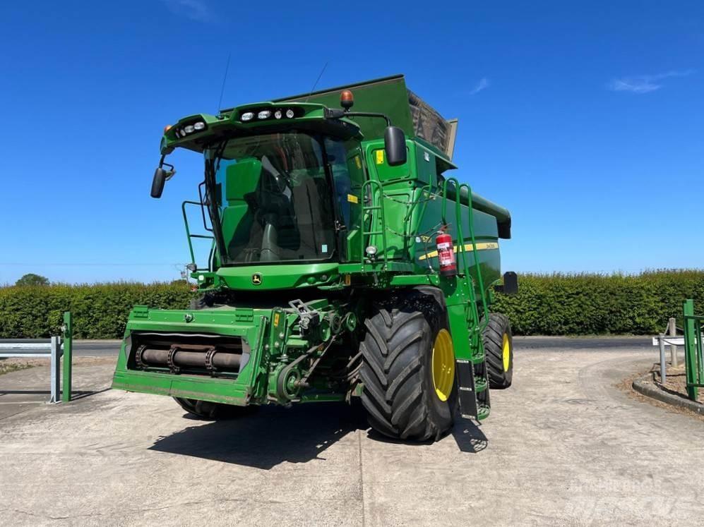 John Deere T670HM Θεριζοαλωνιστικές μηχανές