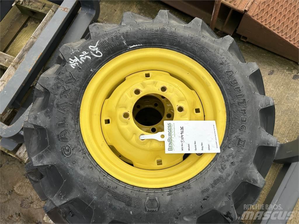 John Deere TYRES Άλλα γεωργικά μηχανήματα