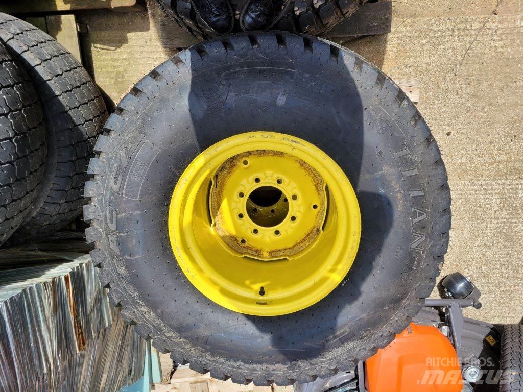 John Deere WHEELS Τρακτέρ μικρών διαστάσεων
