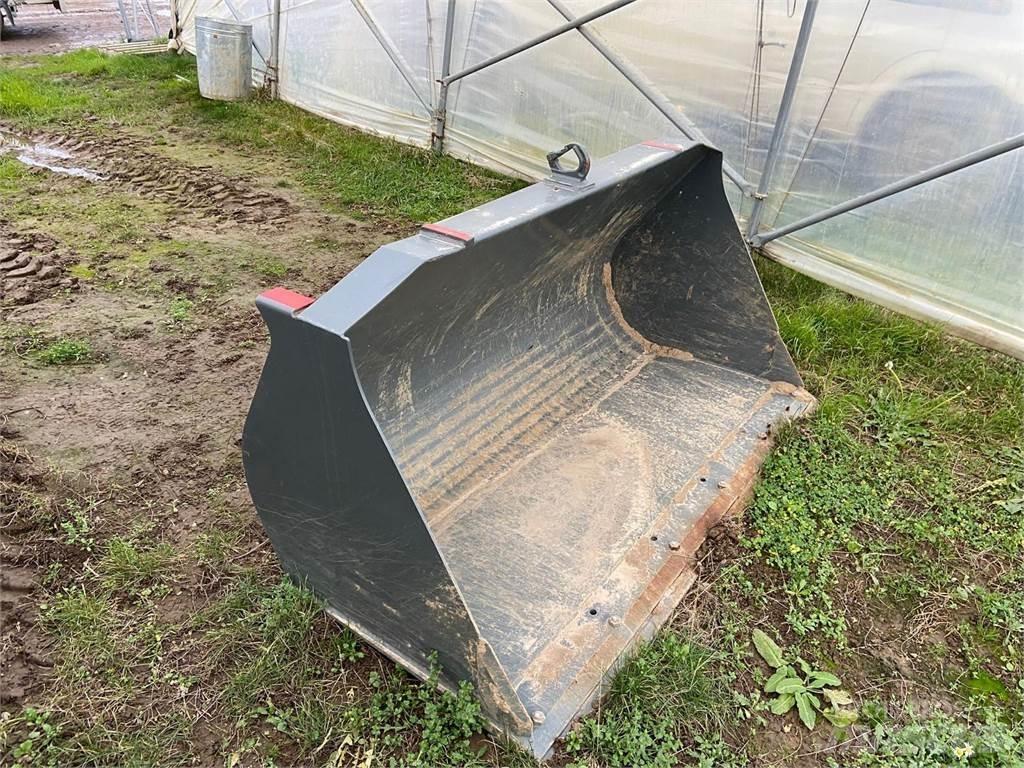 Kramer 1600MM Κουβάδες