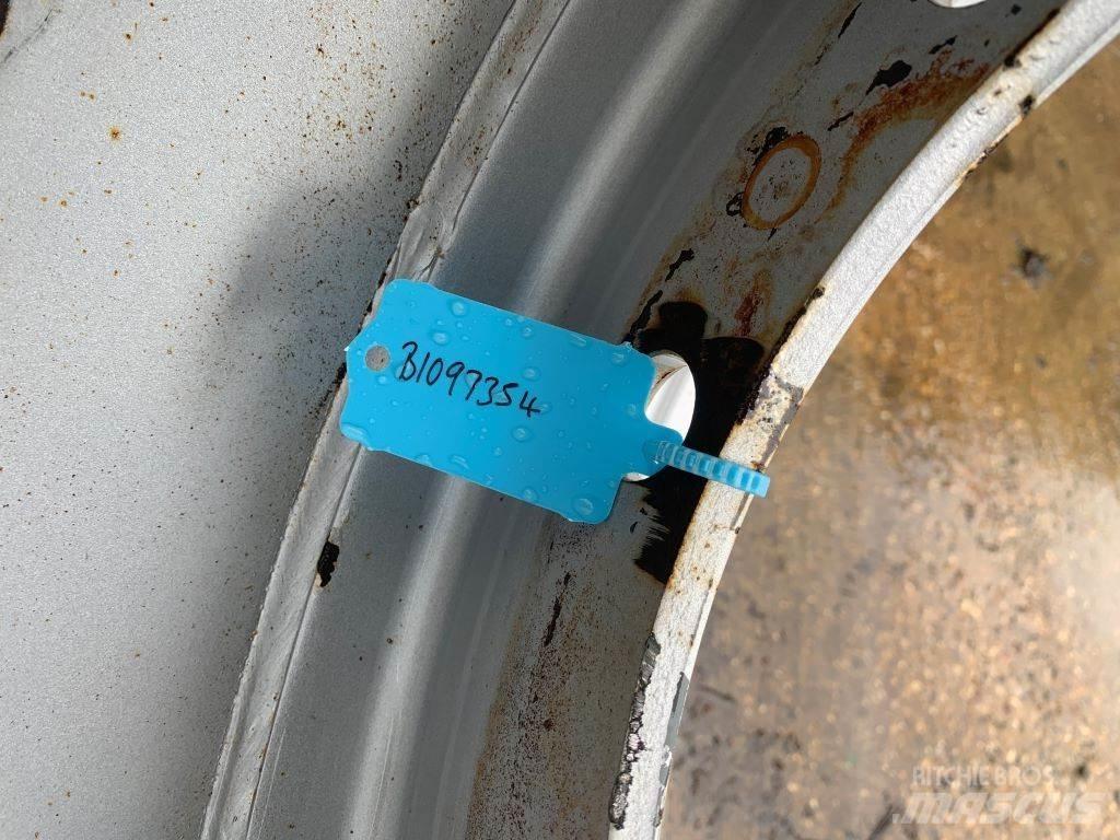 Kramer 500/70R24 Ελαστικά και ζάντες