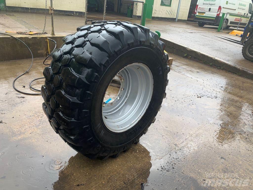 Kramer 500/70R24 Ελαστικά και ζάντες