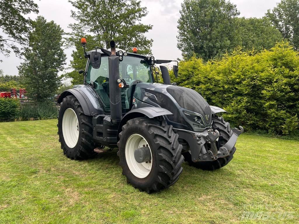 Valtra T234 Τρακτέρ