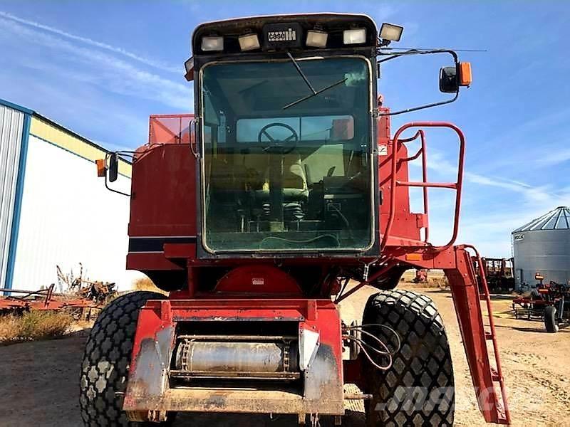 Case IH 1660 Θεριζοαλωνιστικές μηχανές