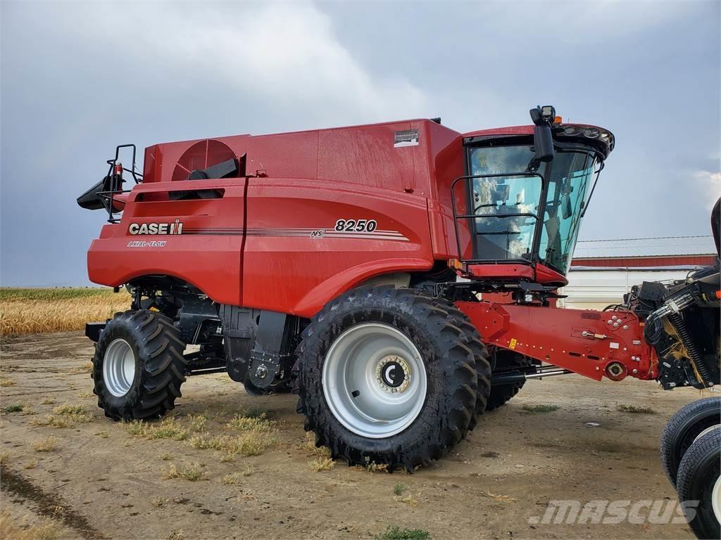 Case IH 8250 Θεριζοαλωνιστικές μηχανές