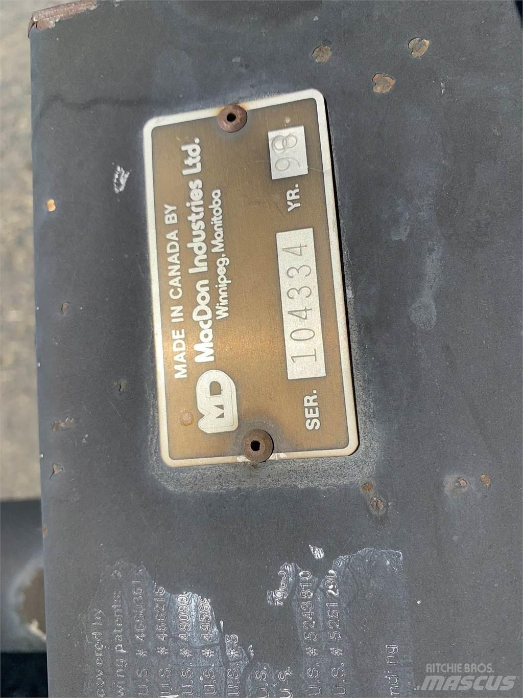 MacDon 942 14' Αναμοχλευτήρες