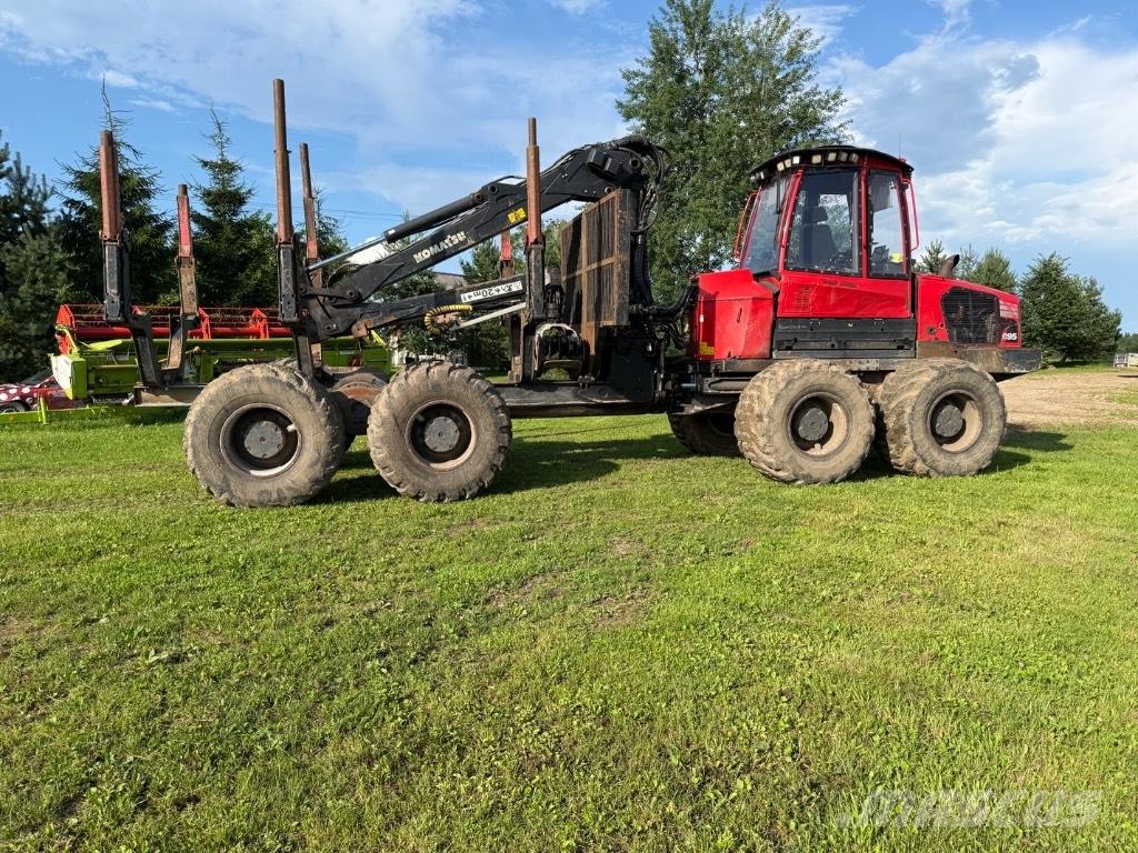 Komatsu 895 Μεταφορείς ξυλείας