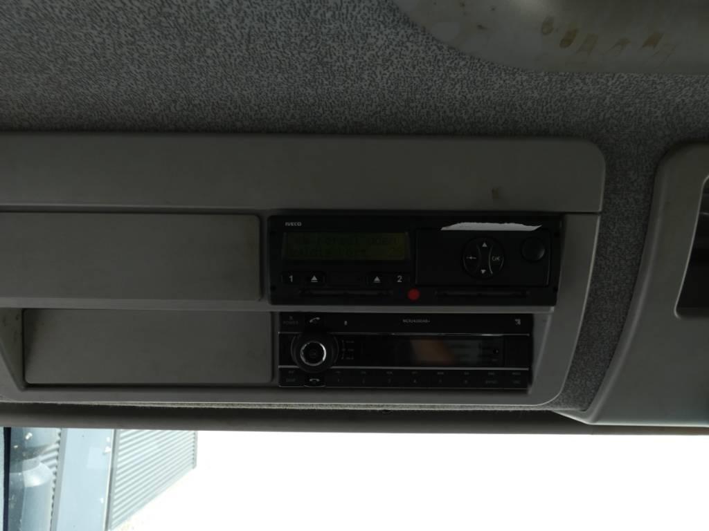 Iveco 150E 25 Φορτηγά με Γερανό