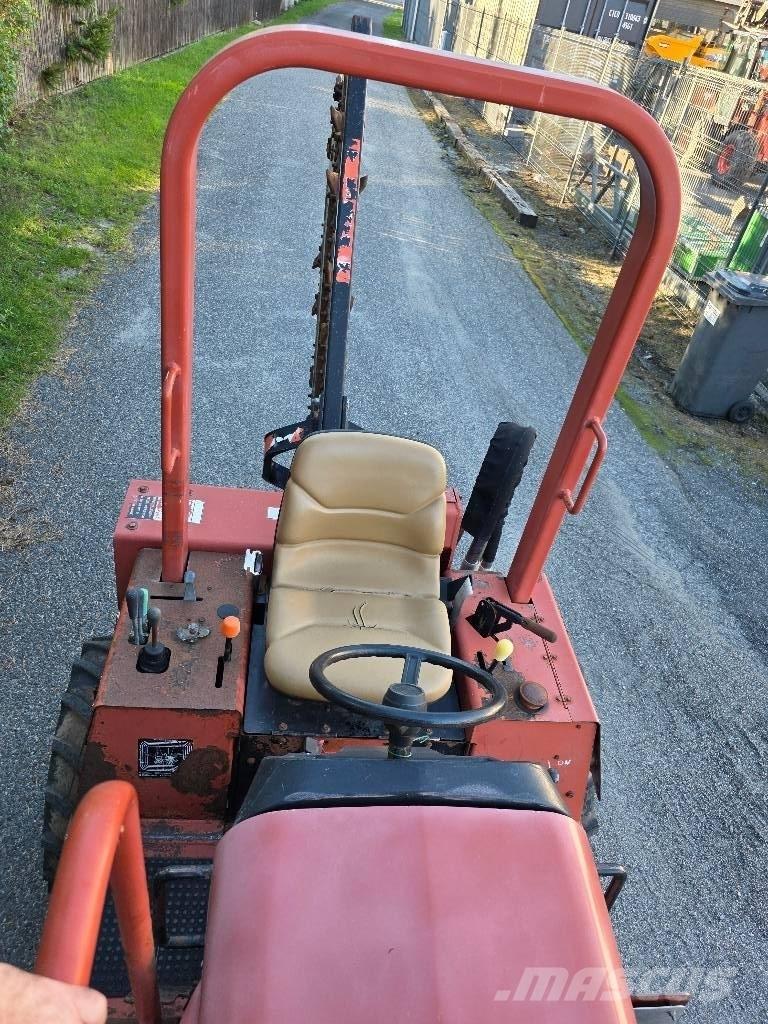 Ditch Witch RT 40 Εκσκαφέας χανδάκων