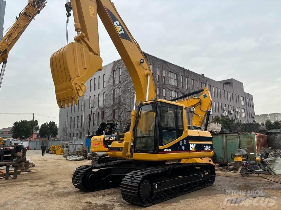 CAT 320 B L Εκσκαφείς με ερπύστριες