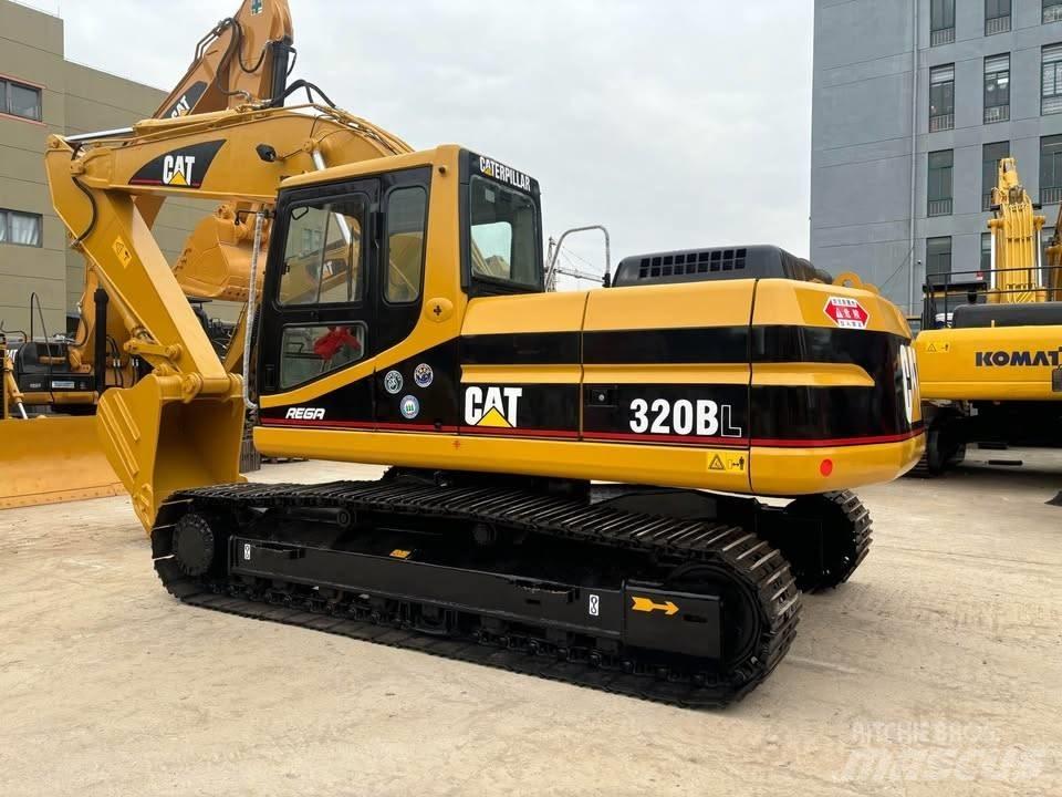 CAT 320 B L Εκσκαφείς με ερπύστριες