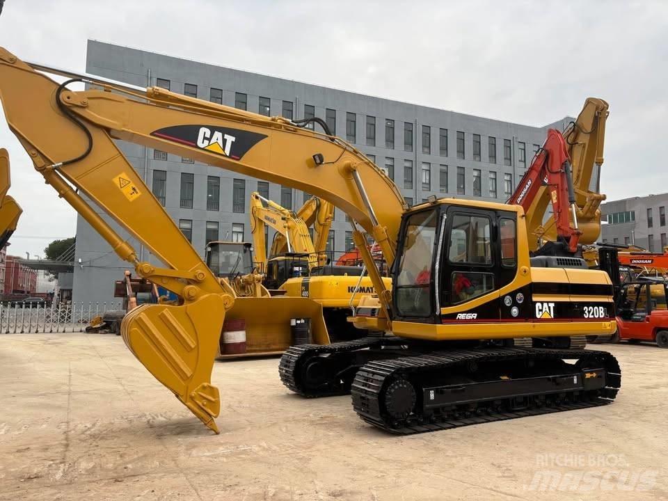CAT 320 B L Εκσκαφείς με ερπύστριες