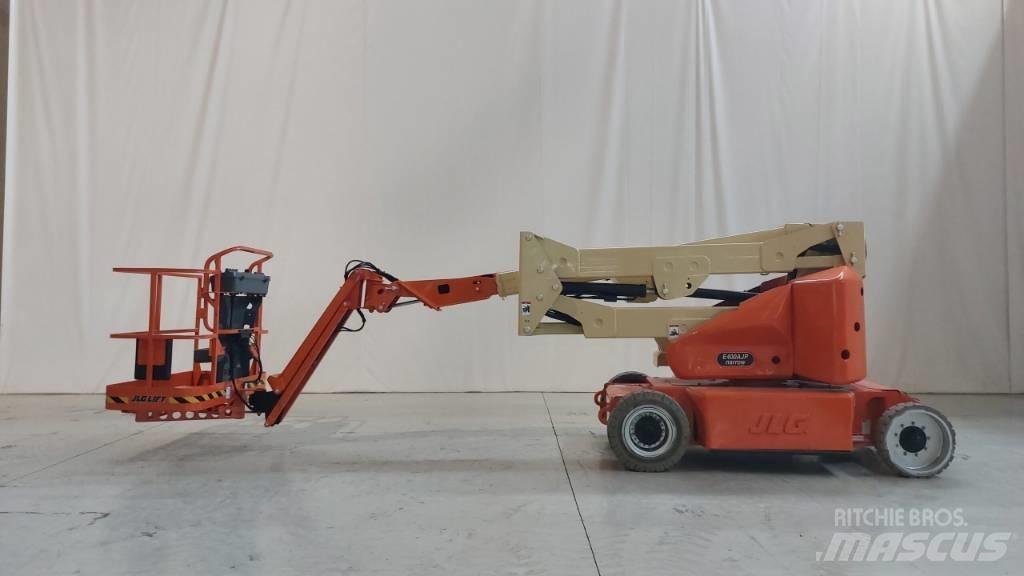 JLG E 400 AJPN Ανυψωτήρες με αρθρωτό βραχίονα