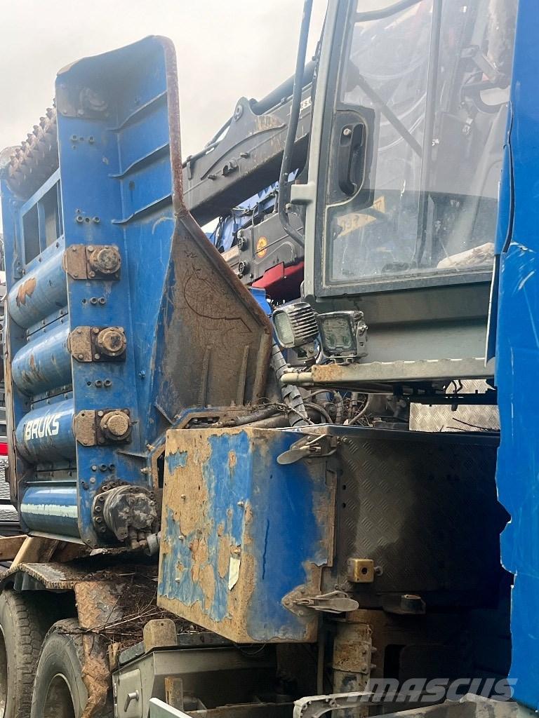 Volvo FH 750 Διαχωριστές και κόπτες ξυλείας