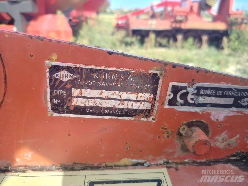 Kuhn HR 302 Σβάρνες