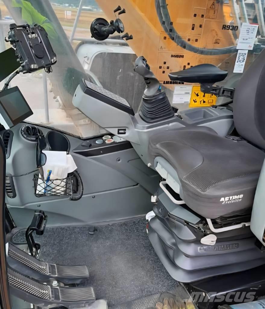 Liebherr R 930 G8 Εκσκαφείς με ερπύστριες