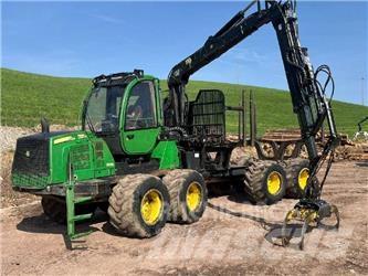 John Deere 1110 E Μεταφορείς ξυλείας