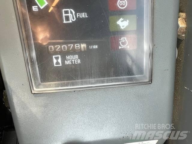 Takeuchi TB 23 R Εκσκαφάκι (διαβολάκι) < 7t
