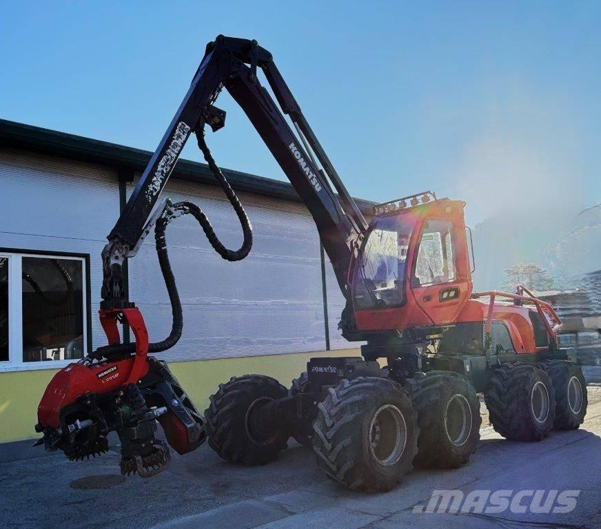 Komatsu 931 XC Θεριζοαλωνιστικές μηχανές