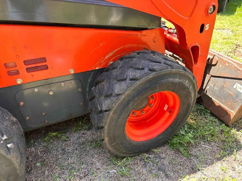 Kubota SSV 75 Φορτωτάκια