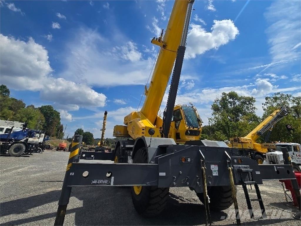 Grove GRT8100 Γερανοί ανώμαλου εδάφους