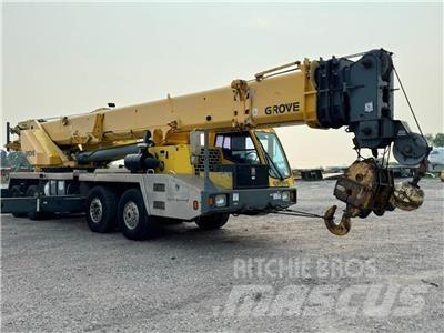 Grove TMS800E Γερανοί με ερπύστριες